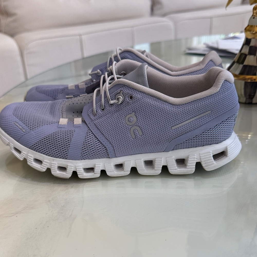 On Running Lavender Sneakers  On Cloud running shoe Nimbus Alloy